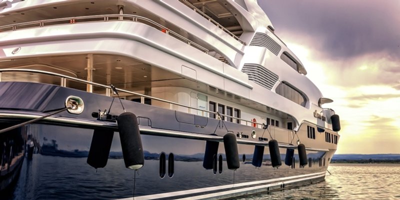 Policija upala na skupocjenu jahtu koja je pripadala Putinovom savezniku, evo što kažu o akciji