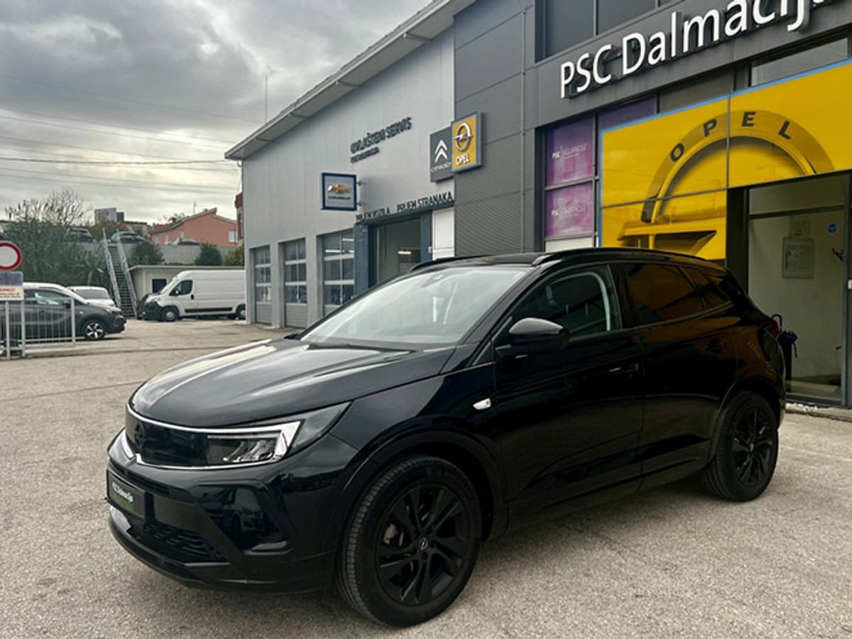 FOTOGALERIJA Cijene rabljenih vozila su u padu, a na ovom mjestu možete uživo u jedno jutro pregledati svu silu kvalitetnih rabljenih automobila