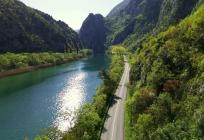 Trči kanjonom, gradom, uz rijeku i plaže – još mjesec dana do 10. Omiškog polumaratona!