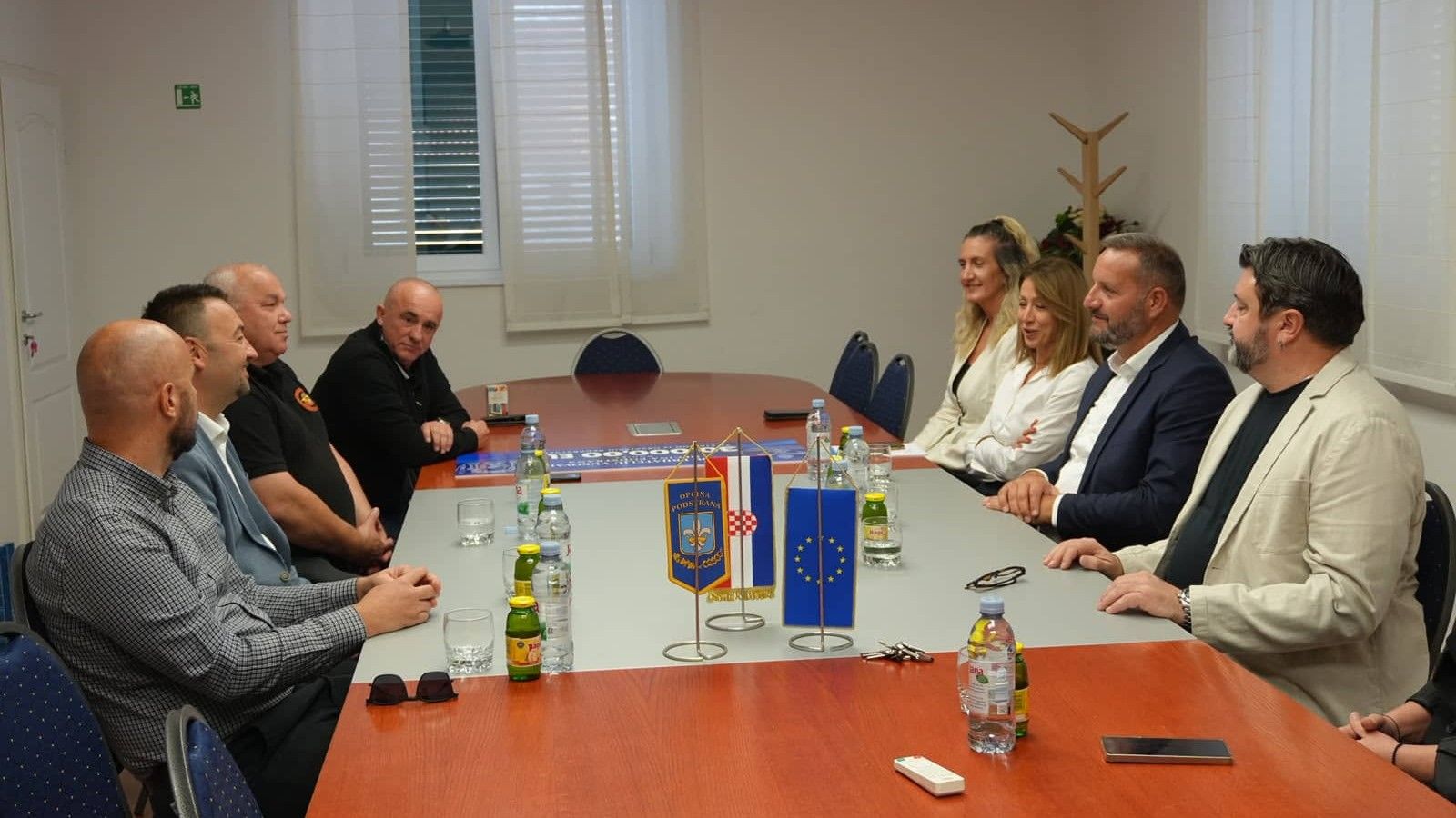Načelnik podstrane uručio donaciju za stadion u Vukovaru, evo o kojem je iznosu riječ