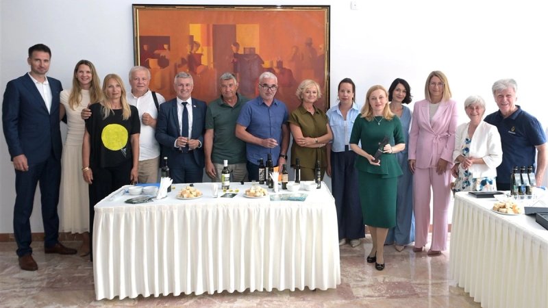 FOTO/VIDEO Maslinova ulja s oznakom izvornosti predstavljena u Hrvatskom saboru