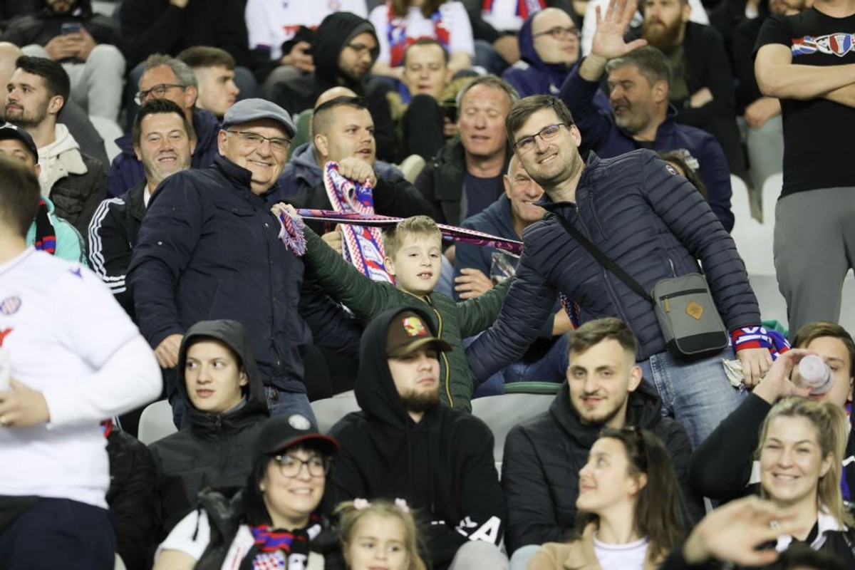 Hajduk - Dinamo | foto: Antonijo Ćatipović