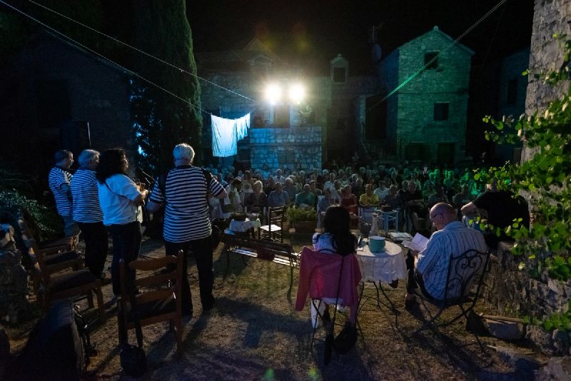Večer kaštelanski glendi i batudi
