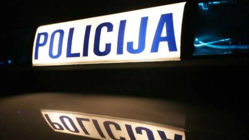 policija