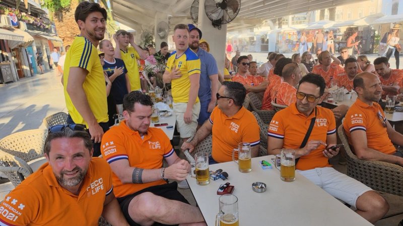 FOTOGALERIJA Šveđani i Nizozemci 'okupirali' Rivu