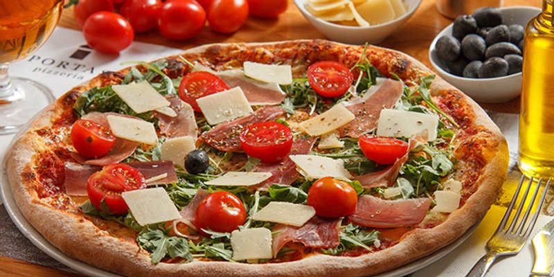 PIZZERIA PORTAS OKTOBERFEST Besplatno pivo do kraja mjeseca!