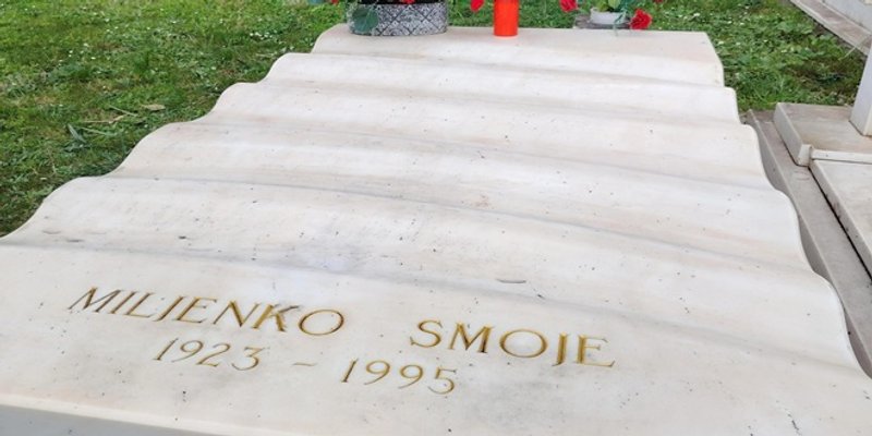 Mario Lolić zapalio svijeću na Smojinom grobu