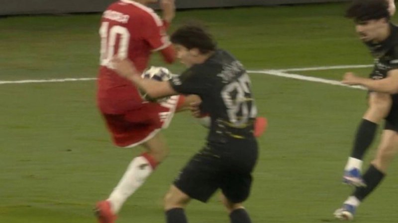 VIDEO: Je li Bayern oštećen za kazneni udarac?