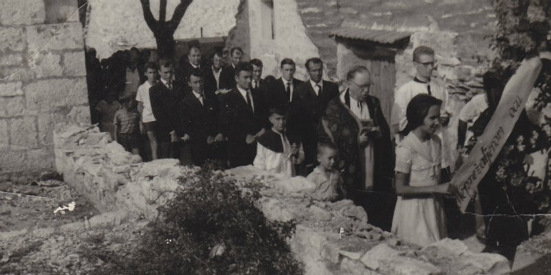 DALMATINSKO EVANĐELJE: Dostojanstvo funerala - sprovodni običaji u Dalmaciji