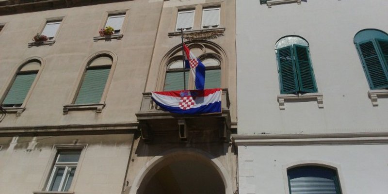 Ogranak Matice hrvatske u Splitu organizira tri nagradna natječaja za najbolju pjesmu o Splitu