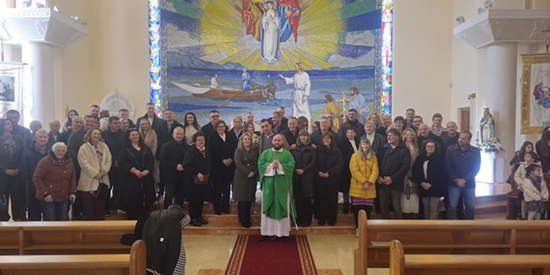 FOTO Tjedan braka u Pločama zaključen misnim slavljen s obnovom bračnoga saveza