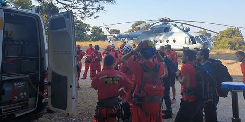 HGSS traga za dvoje nestalih na Biokovu i kod Knina, pomažu i dronovi i helikopter