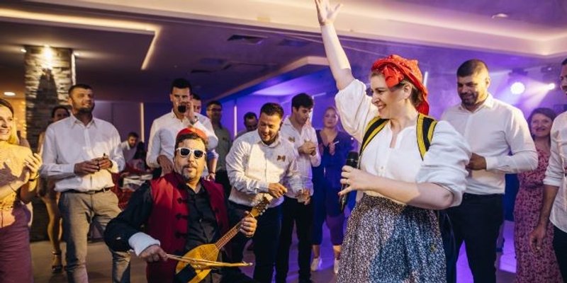 FOTO: ZABAVA UZ FOLKLOR Festivo otvorio sezonu vjenčanja