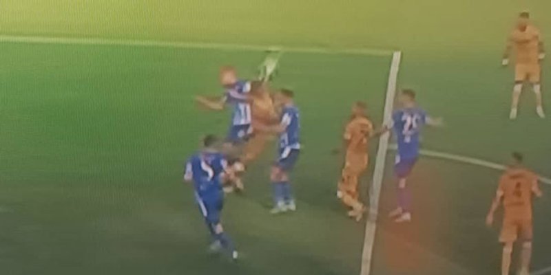 DUPLIN OSVRT: Potpuni pad koncentracije u završnici, ali Hajduk je i ozbiljno zakinut