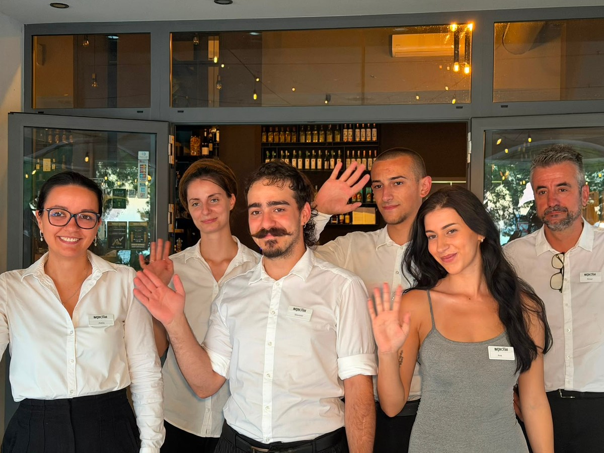 VIDEO Evo nekoliko dobrih razloga zašto se uputiti u Matrioška restoran u Baškoj Vodi