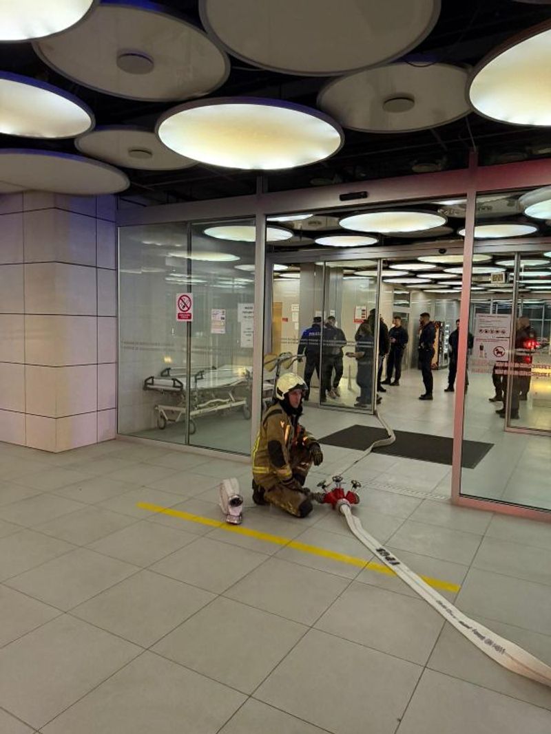 FOTO: Vatrogasci pojurili u splitsko rodilište