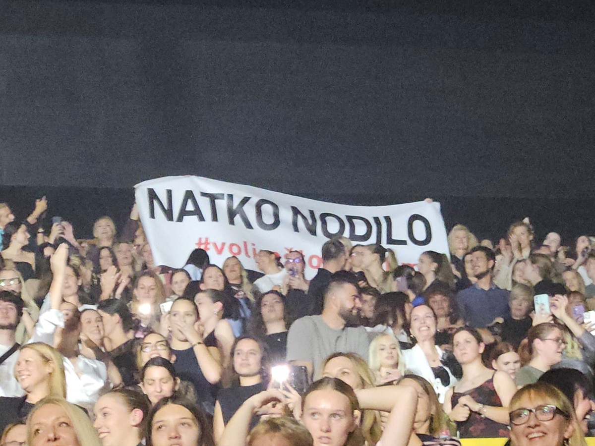 Sevini školski prijatelji došli na koncert