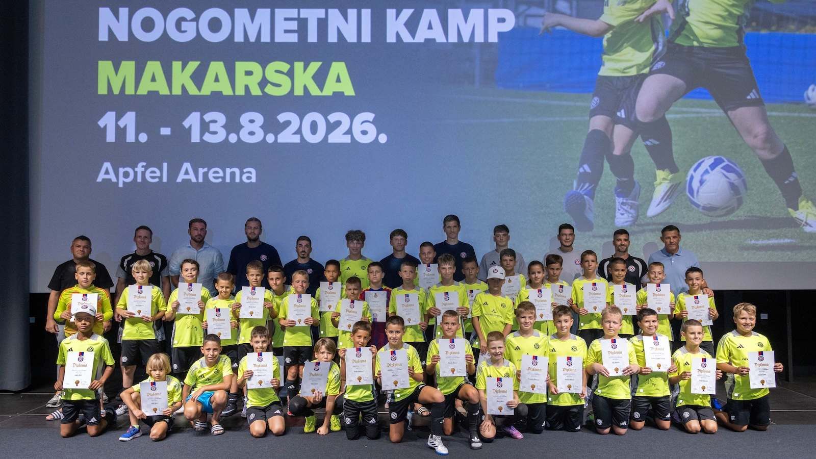 FOTO Svečano zatvoren Hajdukov kamp u Apfel Areni: Najtalentiraniji polaznici na korak do Akademije