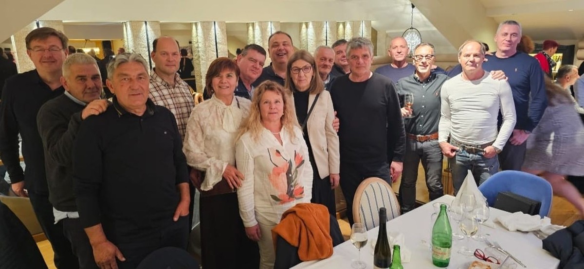 FOTO Bivši učenici splitske škole proslavili 40. godišnjicu mature