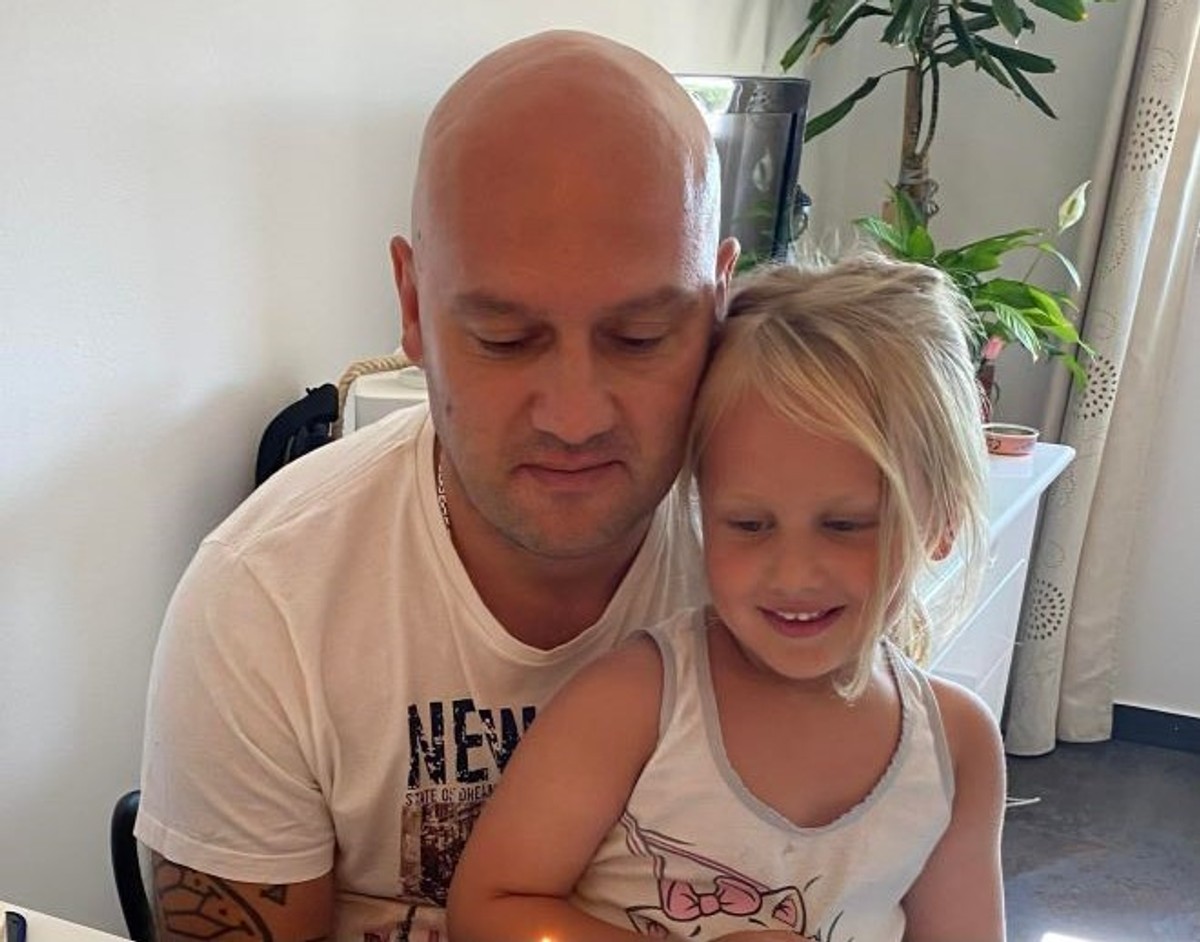 IMA LIJEKA, FALI NOVCA Prikupljaju se donacije za liječenje Omišanina s teškom dijagnozom