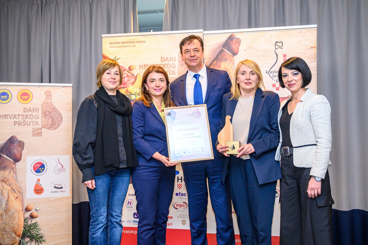 10. DANI HRVATSKOG PRŠUTA Zlatne medalje osvojili Pršut Voštane, Pisinium, MI Braća Pivac, BEL-CRO i Istarski pršut Dujmović