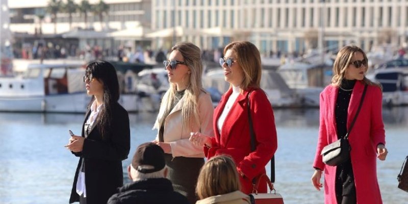 Žena u Hrvatskoj u prosjeku ima 46 godina, živi do 79