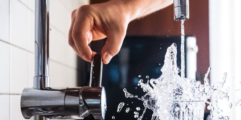 KBC BEZ VODE Pukla cijev na Poljičkoj cesti