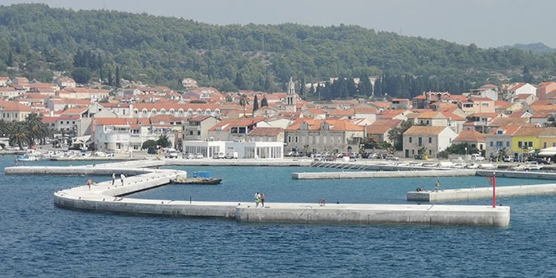 FOTOGALERIJA: Šegonova marina pri završetku, pogledajte kako sada izgleda Vela Luka 