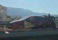 PROMETNA NA SMOKOVIKU Sudar automobila i motora