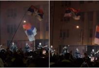 VIDEO Nakon političkih blokada: S.A.R.S. zapjevao u Novom Sadu nakon poraza Vučića