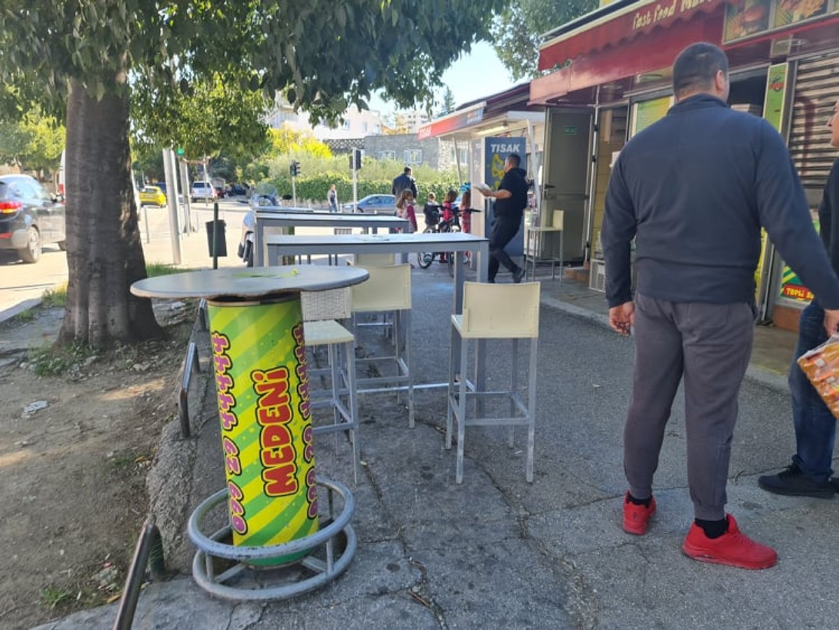 POŽAR NA GRIPAMA Planuo popularni fast food