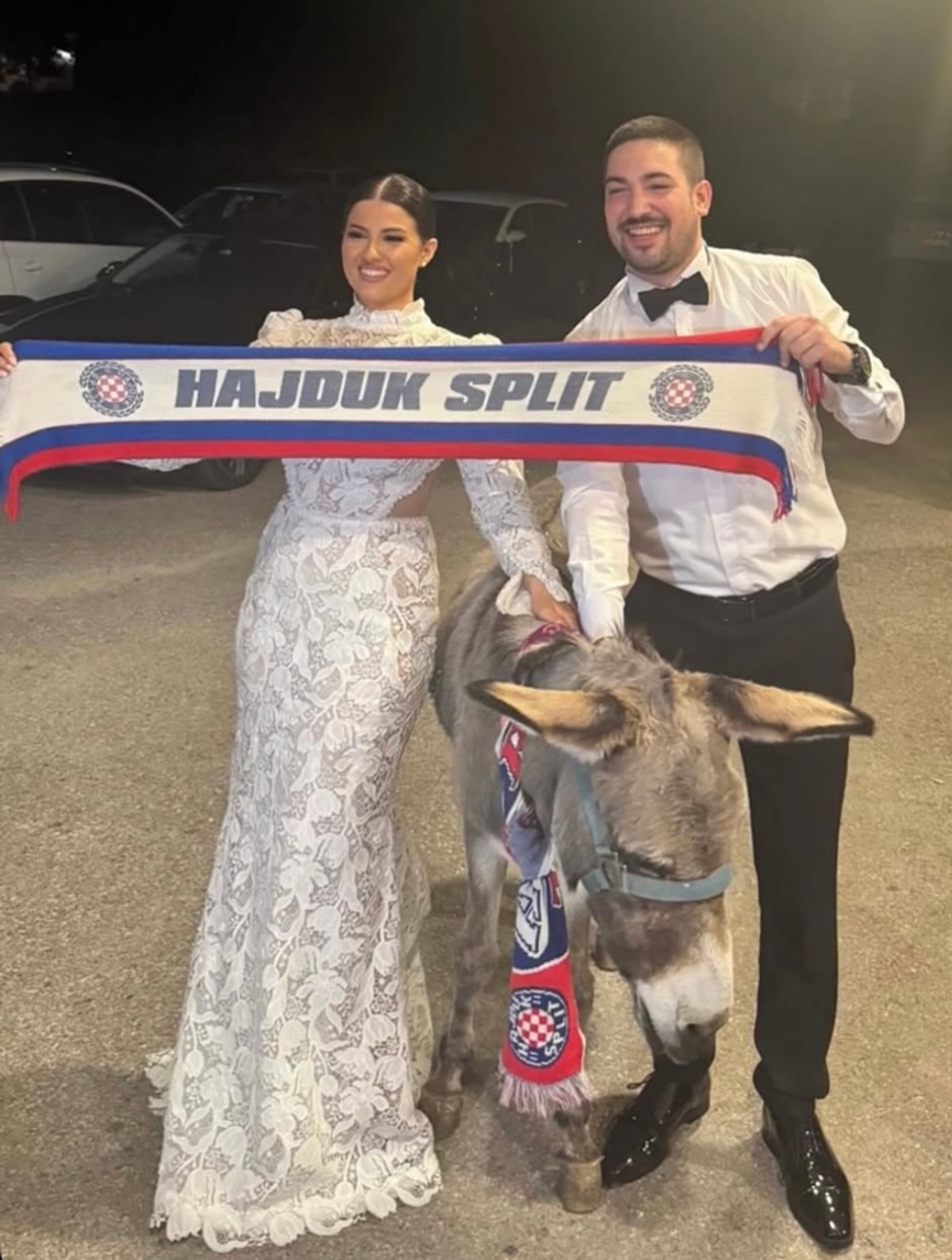 NESVAKIDAŠNJE IZNENAĐENJE Pogledajte što je kum poklonio velikom navijaču Hajduka