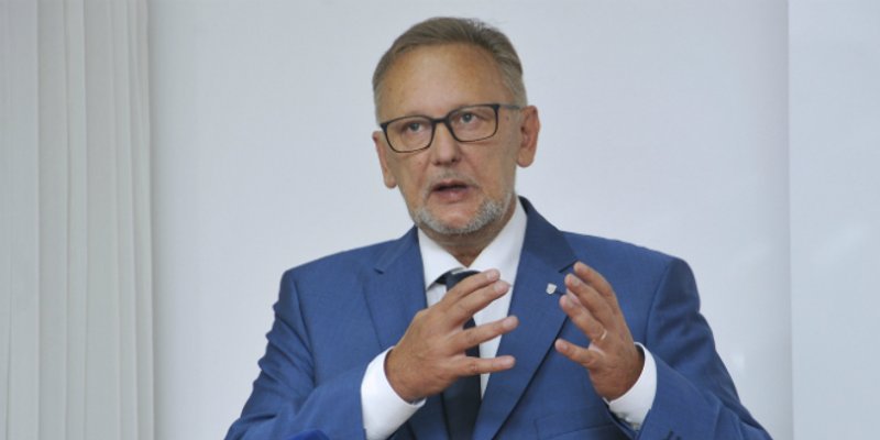 MINISTRI U LUKSEMBURGU Božinović podržao uspostavu platforme s informacijama o ukrajinskim izbjeglicama