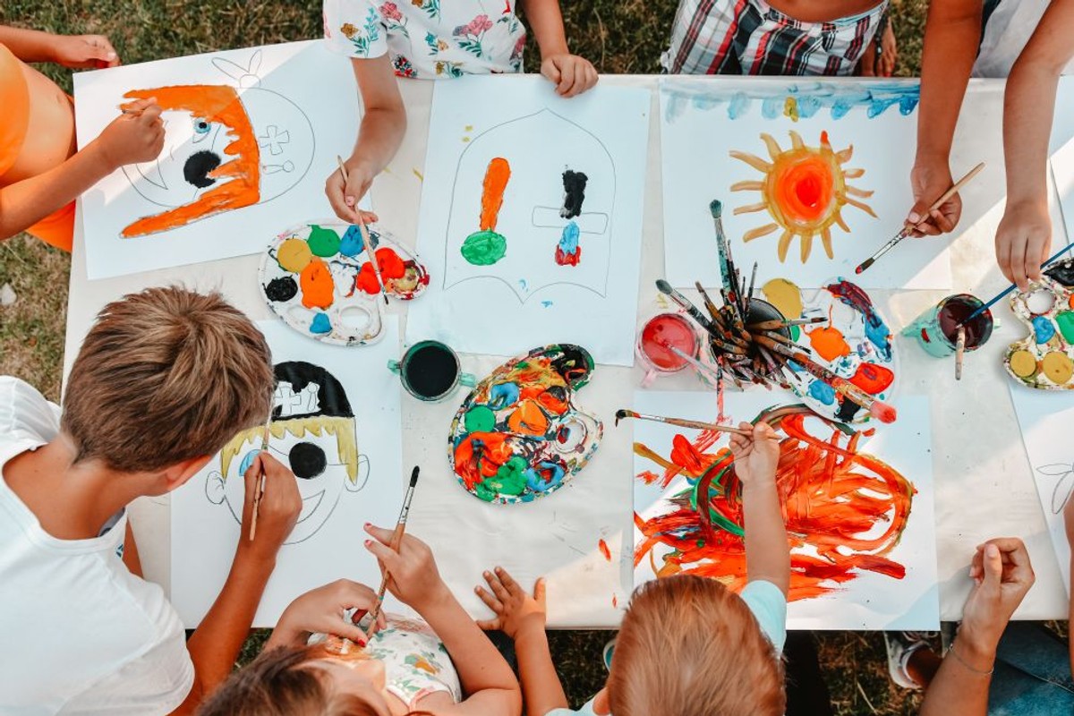 Tako lako je zabaviti se uz gusare i Zoricu Kondžu! Omiš najavljuje prvi Gusarski dan ljeta i najveću gusarsku feštu