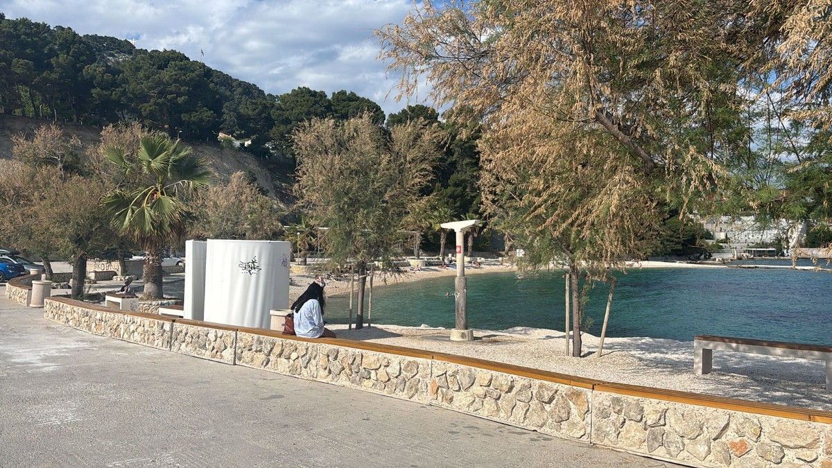 Započelo uređenje plaže Kaštelet