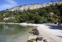 Dolići i Dolis dobili optužnicu za bespravnu gradnju na Kašjunima