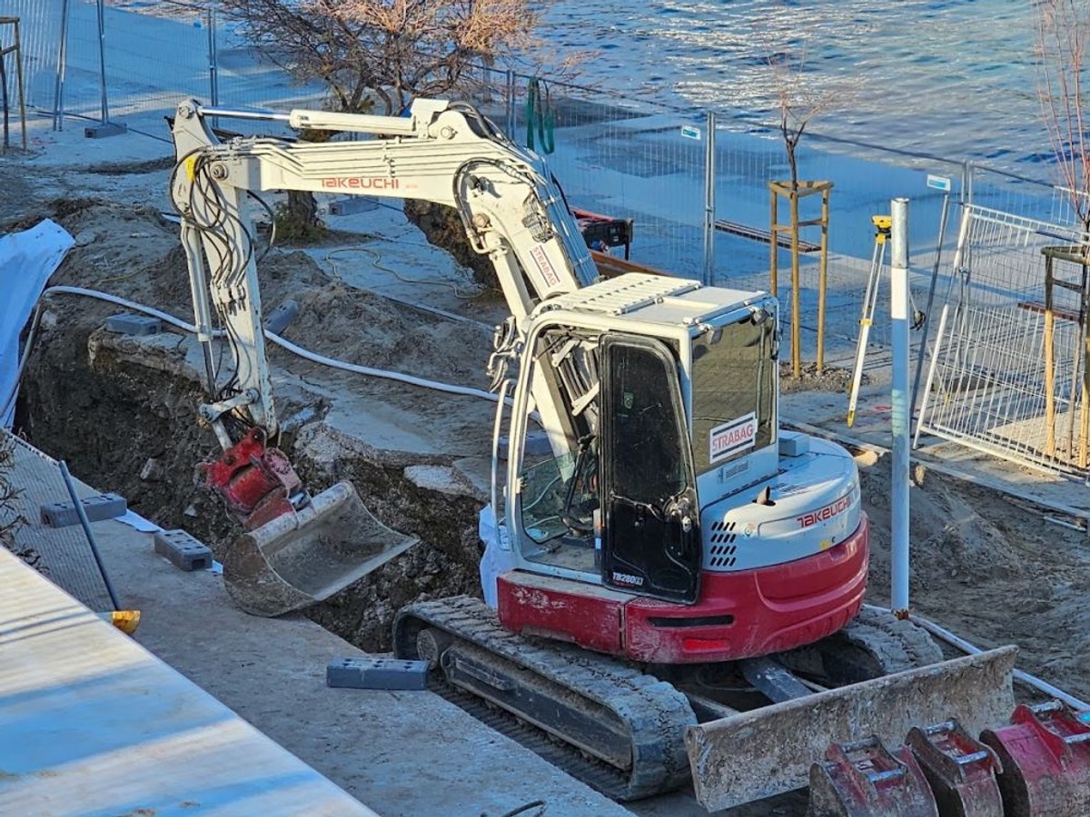 Radovi na Bačvicama | foto: Joško Jaković