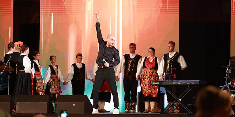 FOTOGALERIJA Završio je još jedan Splitski festival: Hrvoje Burazer-Pavešković osvojio publiku, Šimun Ševerdija žiri