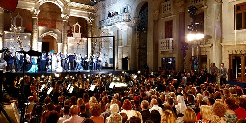 OTVARANJE SPLITSKOG LJETA Policija privela Zorana Burića: Vrijeđao je 