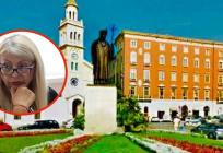 SPOMENIK PAPI NA RIVI 'Ima li Opara amneziju? Odluka je donesena u njegovom mandatu, uz suglasnost konzervatora i Nadbiskupije'