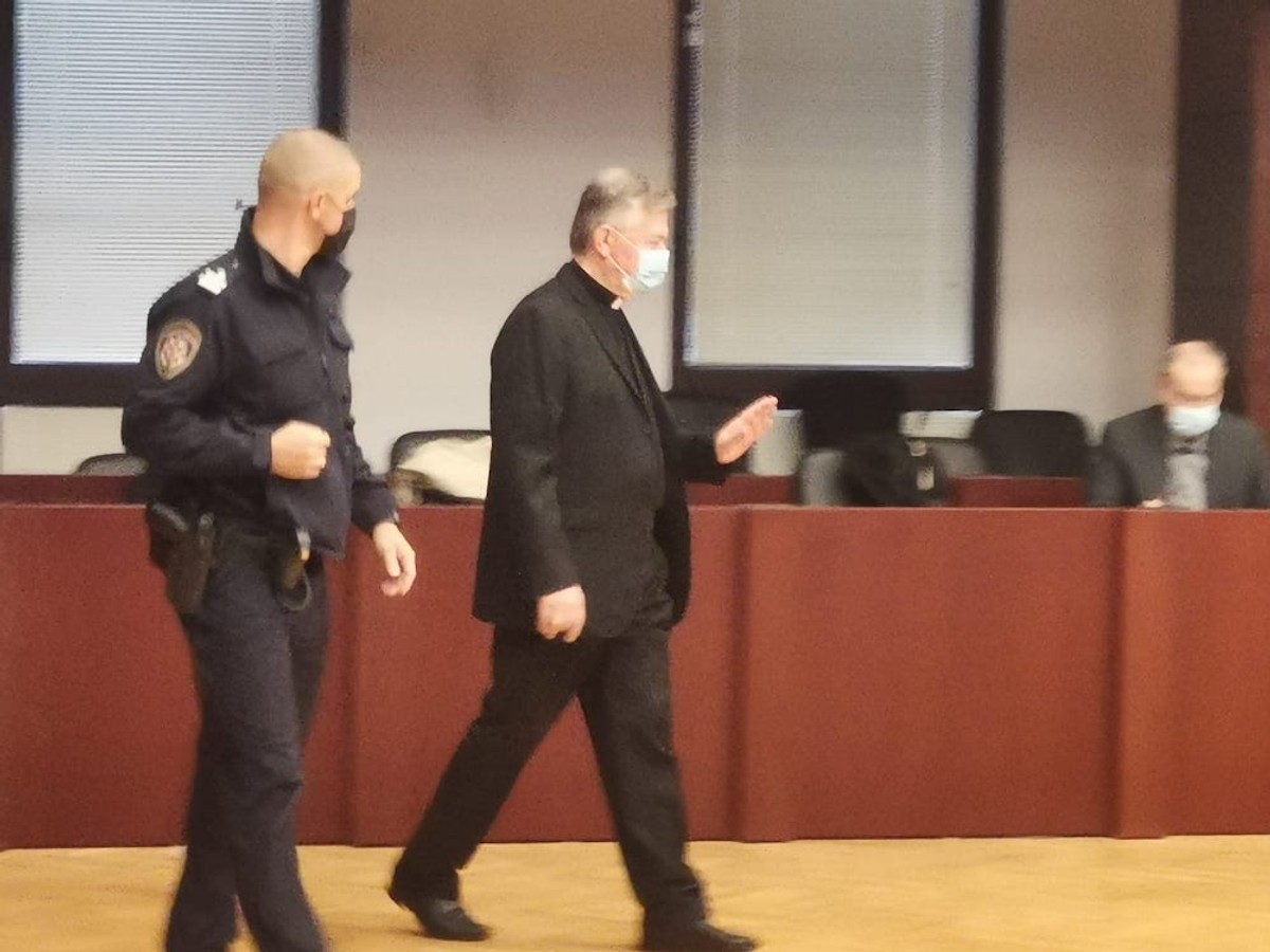 Nadbiskup Marin Barišić na sudu