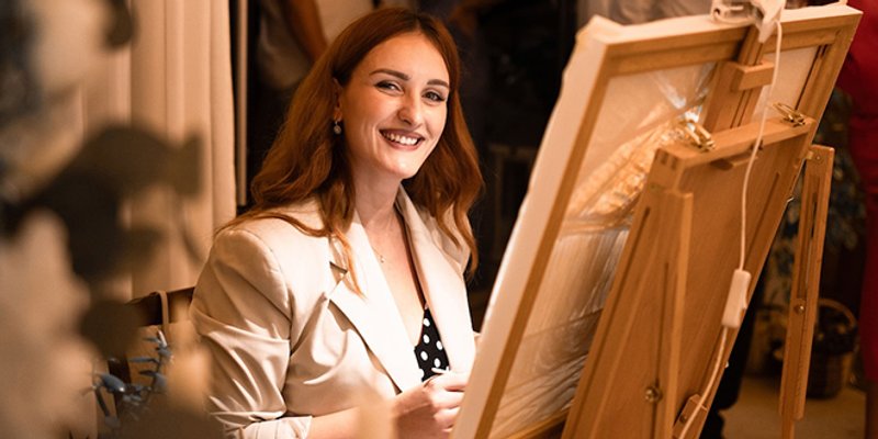 FOTO Kaštelanka Dražena Andrić jedna je od najtraženijih live wedding painterica: Mladenci najčešće traže sliku prvog plesa! 