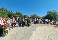 FOTOGALERIJA U Dobropoljcima otkriven spomenik ubijenim civilnim žrtvama Domovinskog i Drugoga svjetskog rata