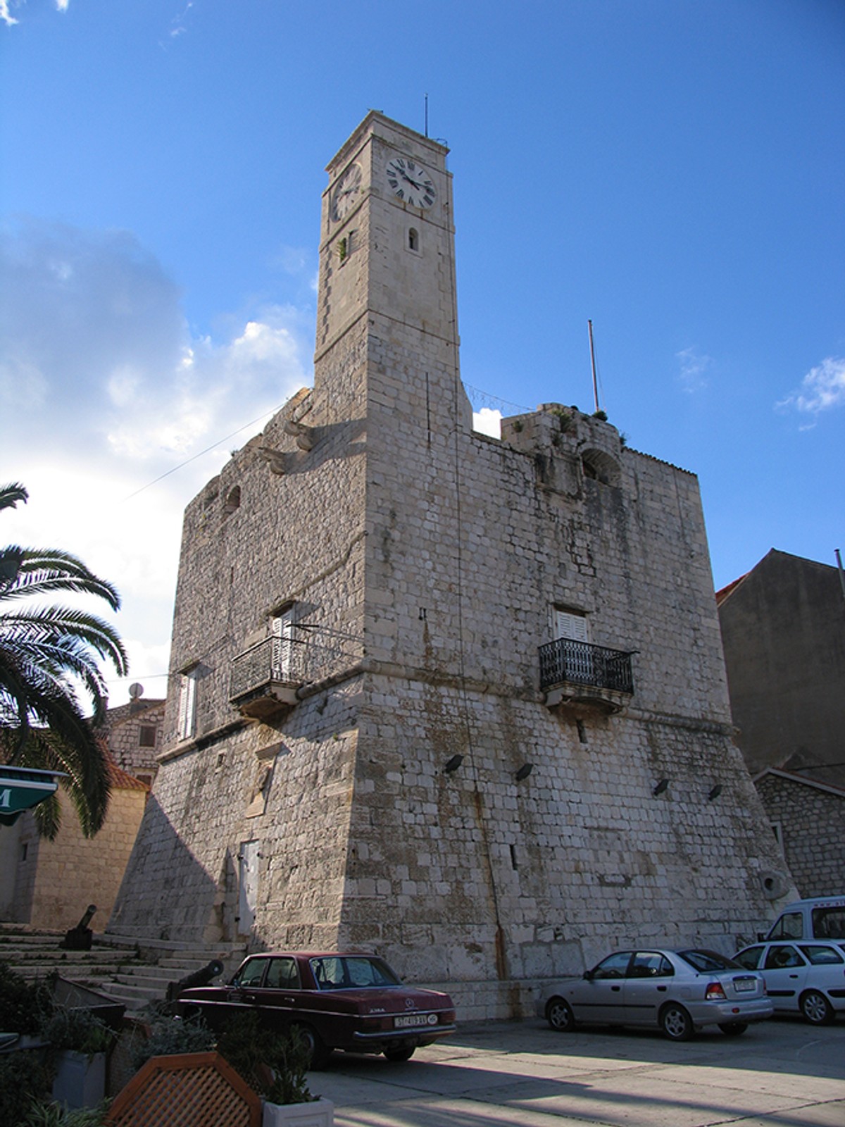 Vis je najveći dio svoje povijesti bio otok tvrđava: Pročitajte koje su se sve svjetske sile borile za taj dio Jadrana