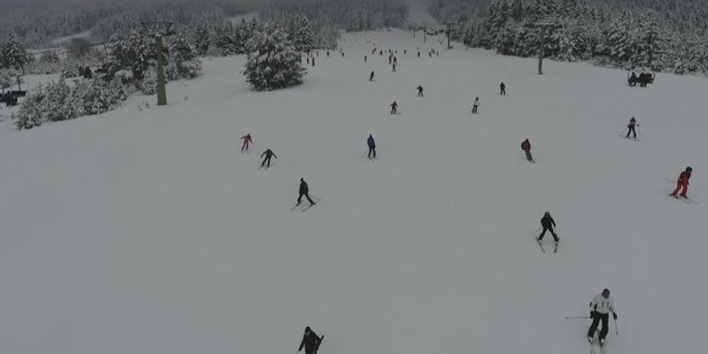 KUPRES PUN SPLIĆANA Hotelijeri u BiH gostima plaćaju dio PCR testova da bi se mogli vratiti kući