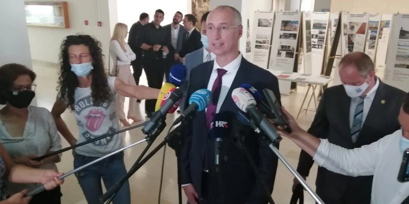 Puljak zabranio nova zapošljavanja za sve osim za Splitsku obalu