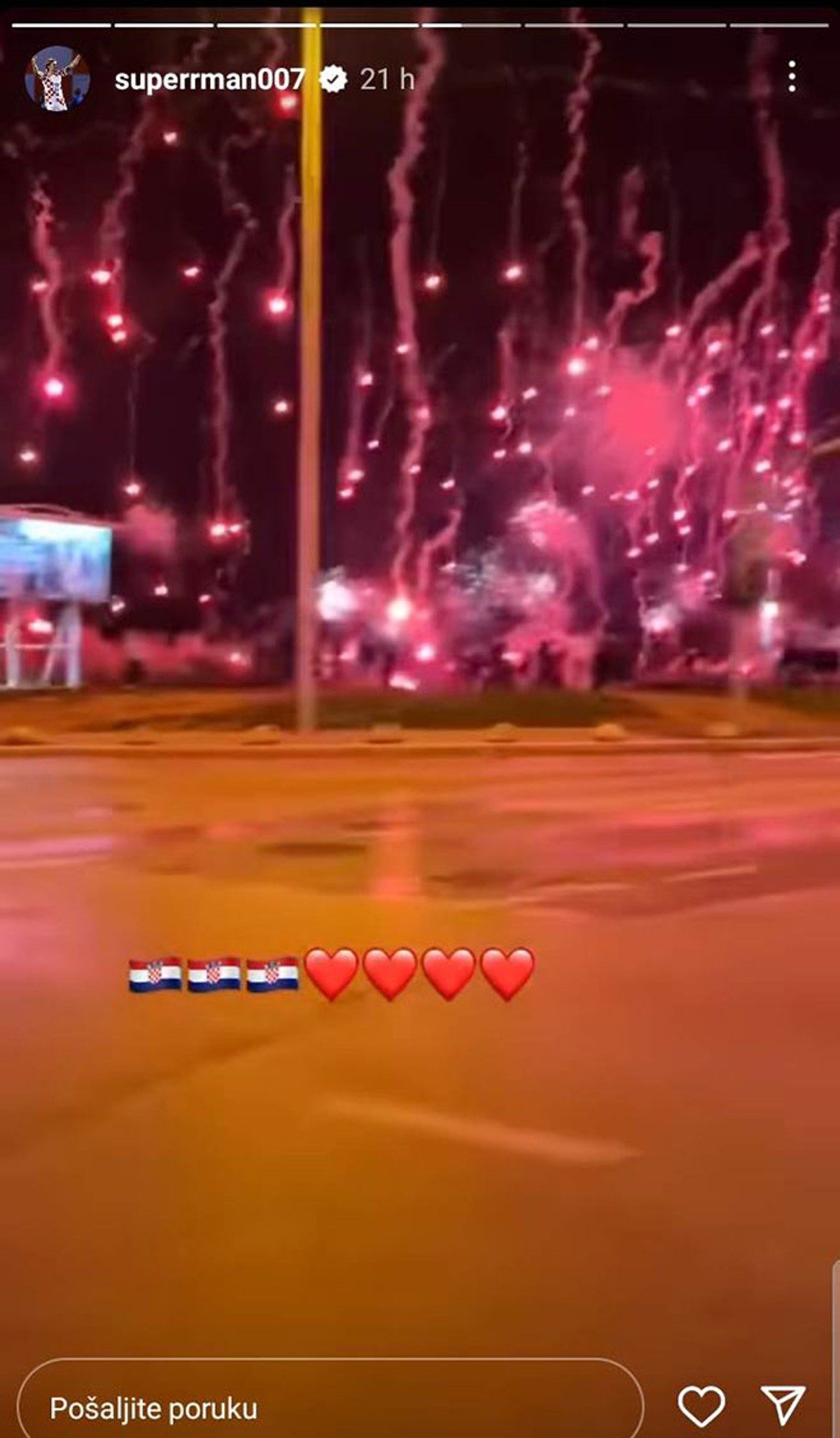 I NJEGA JE ZAVARALO: Hrvatski reprezentativac podijelio veličanstveni video Torcide, misleći da se radi o fešti nakon osvajanja bronce