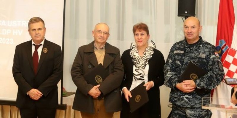 ROĐENDAN 158. BRIGADE I 6. DOMOBRANSKE PUKOVNIJE 'Podupiremo sve koji rade za dobrobit domovine, nama se ne može prodavati lažni patriotizam'