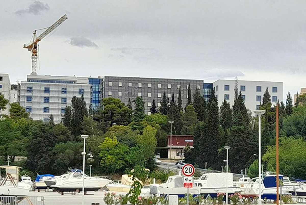 VELEUČILIŠTE U ŠIBENIKU VRŠI UPISE Svakom studentu osigurano je čak 450 sati stručne prakse