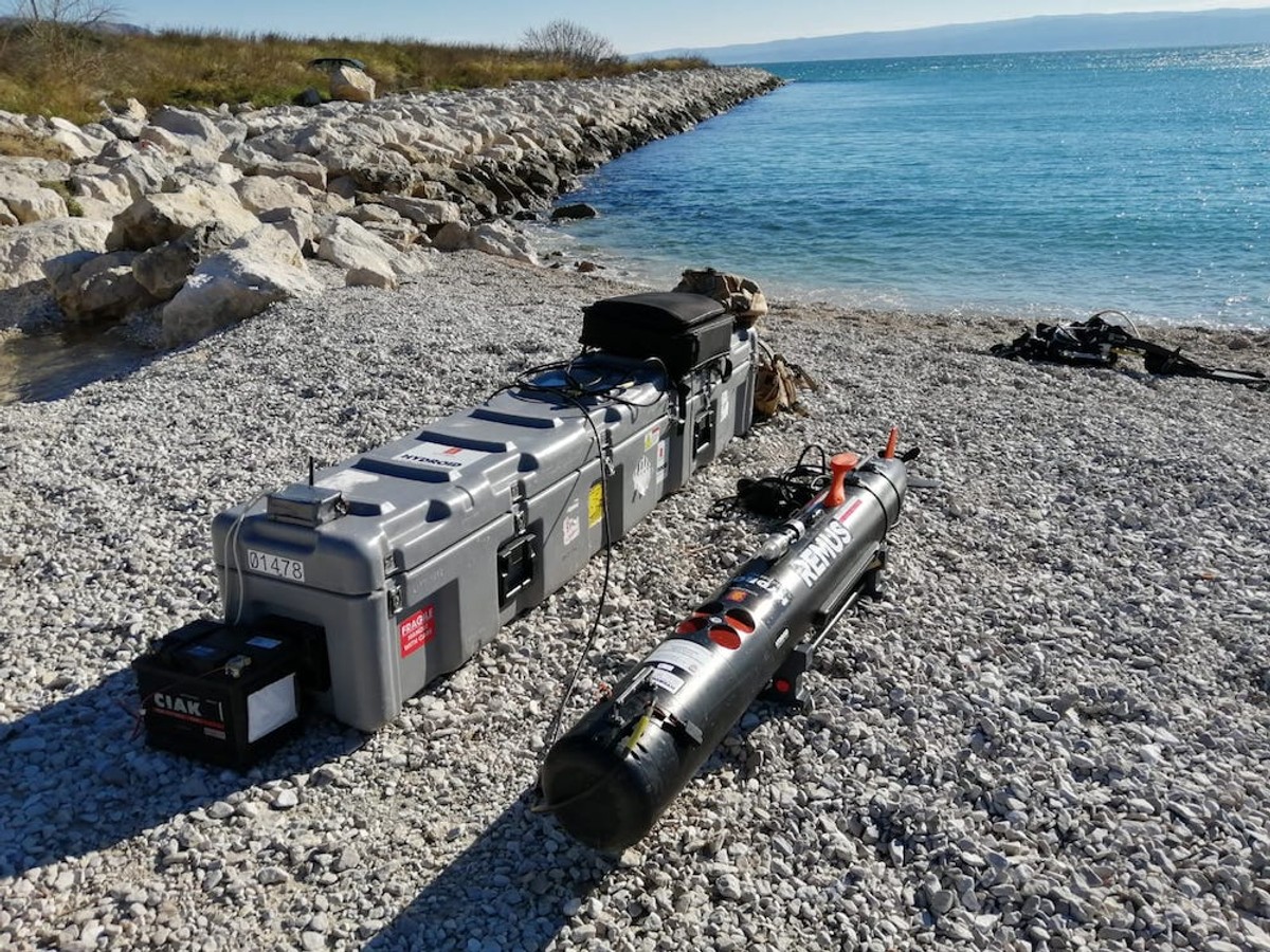 Potraga na Žnjanu | foto: Veljko Martinović